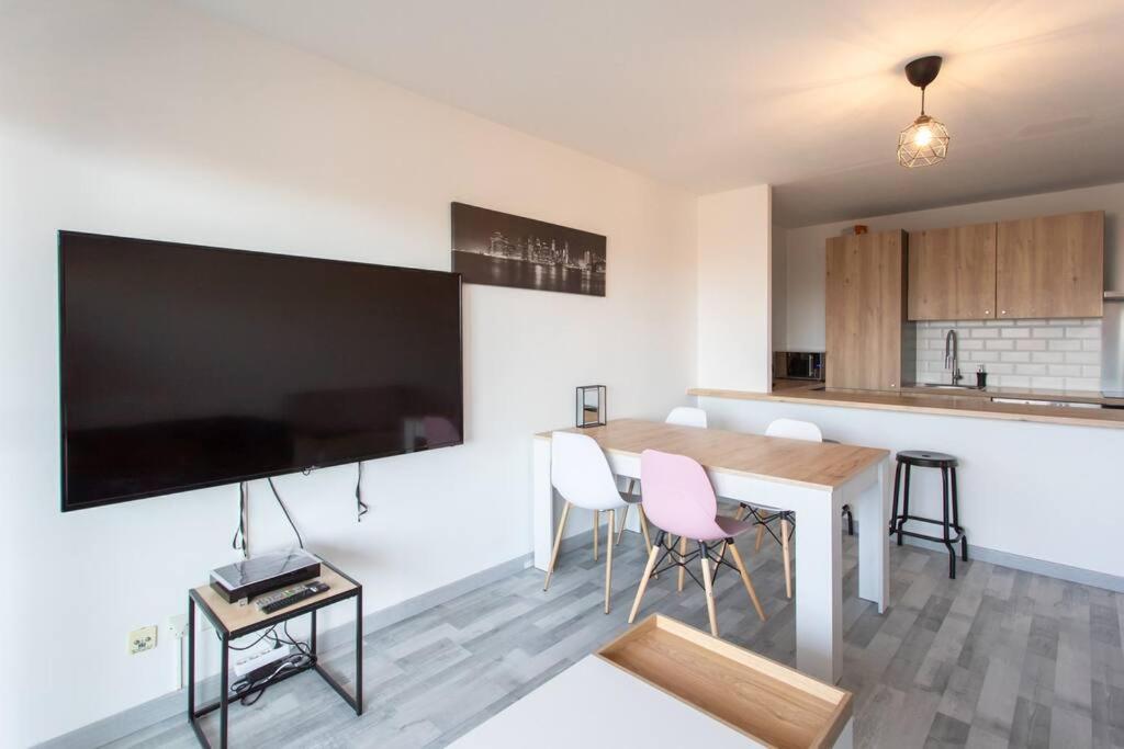 Apartamento L41 Paladium 8pax 4rooms Balcony Wifi Ac